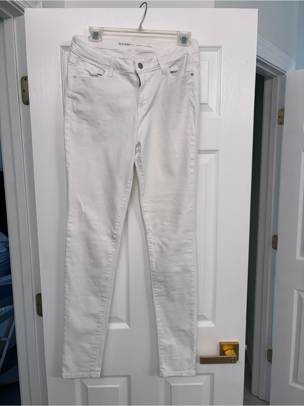 Old Navy White Skinny Jeans - Women's Slim Fit